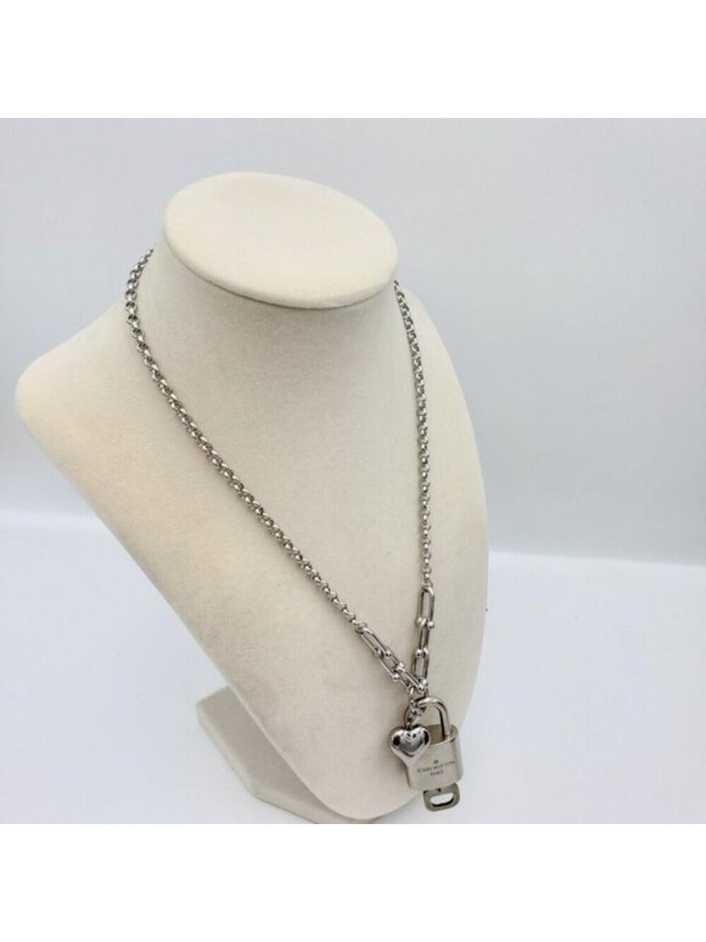 Stainless Steel Silver-Plated Necklace with Authentic Louis Vuitton Padlock - Picture 6 of 12